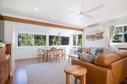 Reflections Pet Friendly Waterfront in Bewong