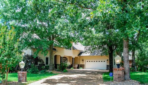 18914 - 4 Ribera Lane in Hot Springs, USA
