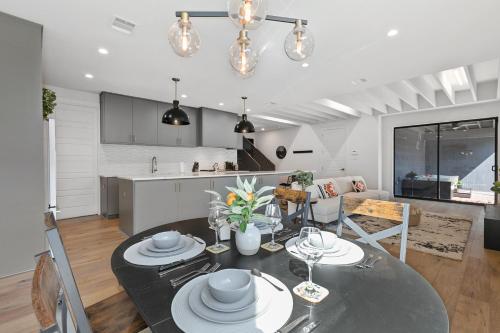 EastVillage Signature Villas by Dunyha