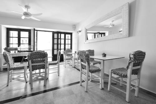 ผับ/เลาจน์, Kalidon beach Hotel in คอกคารี