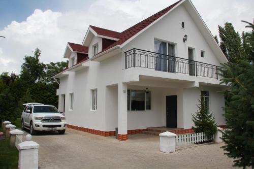 Коттедж на берегу Иссык-Куля