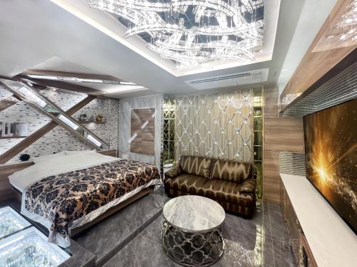 Hotel ZALA Room Type - King Room