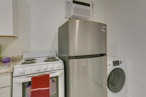 Boynton Beach Vacation Rental about 4 Mi to Beach! in Boynton Beach, USA