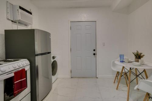 Boynton Beach Vacation Rental about 4 Mi to Beach! in Boynton Beach, USA