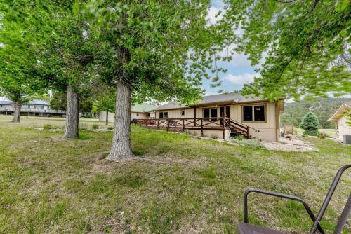 Pet-Friendly Ruidoso Cabin with Deck, Near Alto Lake