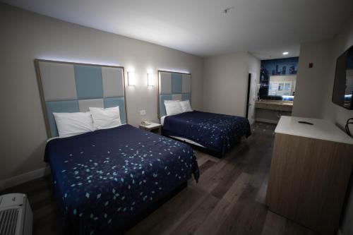 Mid City Inn & Suites Pico Rivera in Pico Rivera, USA