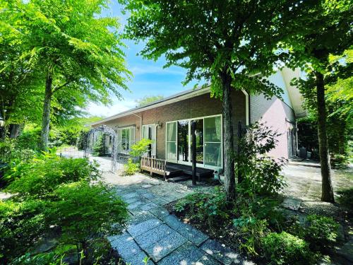 B&B Hokuto - HOKUTO SATOYAMA BASE - Bed and Breakfast Hokuto