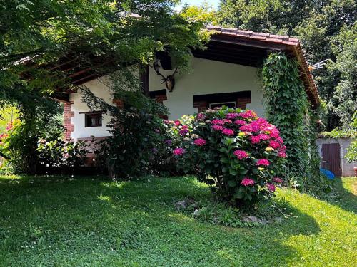  Los Acebos de Pena Cabarga, Pension in Sobremazas