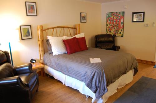 1 queen bed