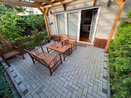 陽台/露台, Ferienwohnung im Stadtzentrum von Bernau - Komfortable Wohnung mit 2 Zimmern, Bad, Spulmaschine, Was in 柏林貝爾瑙拜