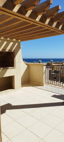 Veranda sahl hasheesh Seaview Penthouse