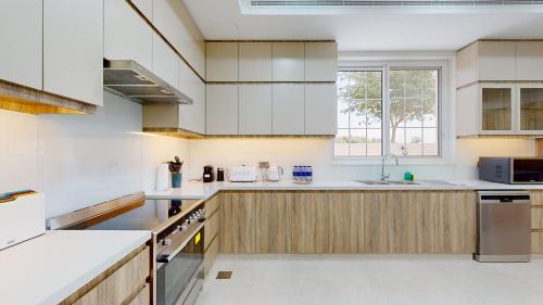 Primestay - Flame Tree Ridge 4BR Villa with Private Pool - image 6