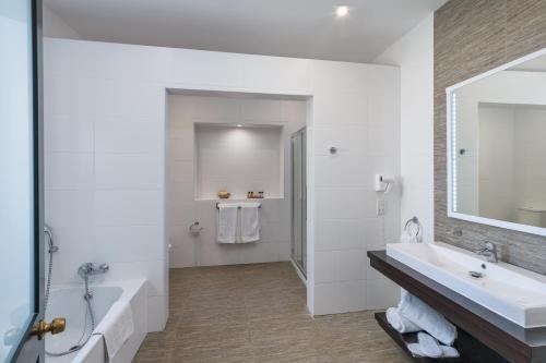 Hotel Ta' Cenc & Spa - image 4