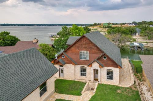 Spacious Lake Granbury Vacation Rental with Dock!