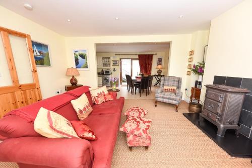 Glandore mews situated in the picturesque village of Glandore in Glandore