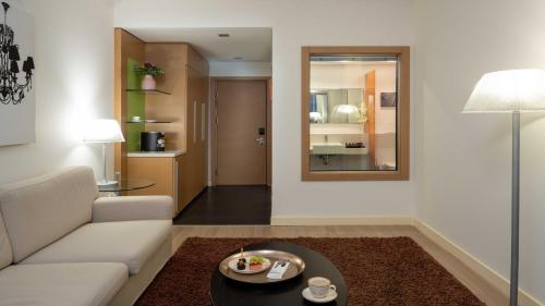 Junior Double Suite room in Crowne Plaza Tel Aviv City Center By IHG