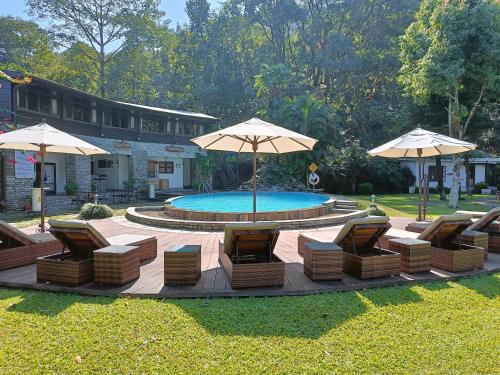 魚尾小屋 Fishtail Lodge