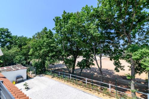 Four-Bedroom Holiday Home image 3