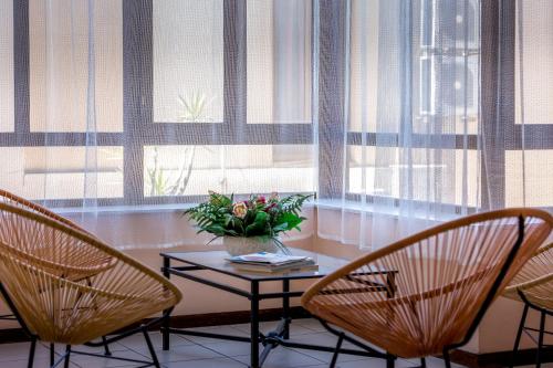 Imperio Hotel - image 12
