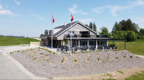 . Hôtel Restaurant & Spa Les Planets