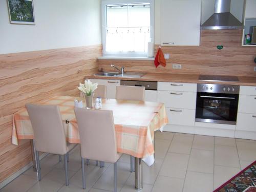 LANDHAUS JASMIN ausgezeichnet mit 4 Kristallen - FW Grimmingblick LANDHAUS JASMIN ausgezeichnet mit 4 Kristallen - FW Grimmingblick