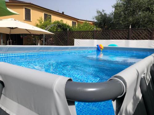 Swimming pool, LA CORTE DEL MULINO 1725 in San Salvatore Telesino