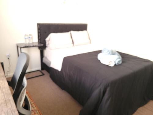 Emerald Guest Room 2C - Accommodation - Newark