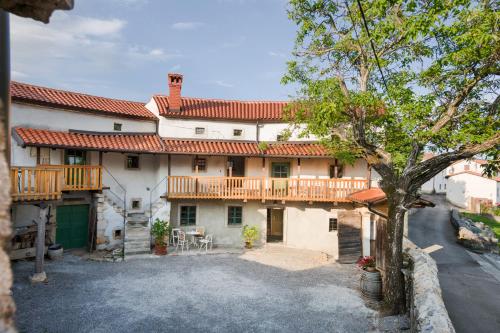 Karst Heritage Retreat - Accommodation - Štanjel