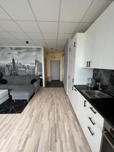 Krasta Home apartament Parking & With CITY & RIVER VIEW, Рига (фото 4)