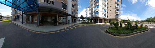 Exterior view, Sunsky Condominium Homestay 2 near Tusan Beach