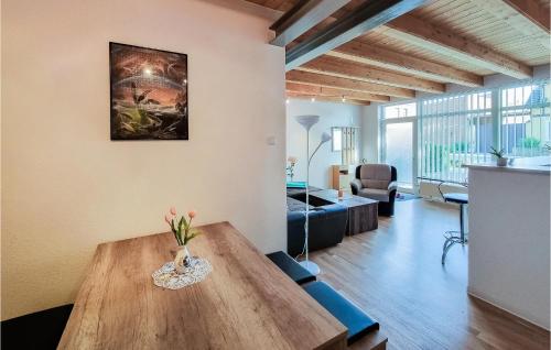 Cozy Apartment In Ditfurt With Wifi