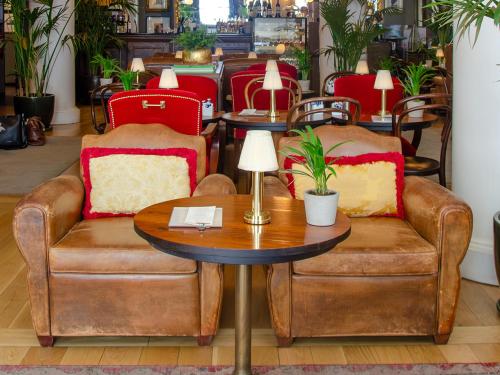 Browns Boutique Hotel - image 8