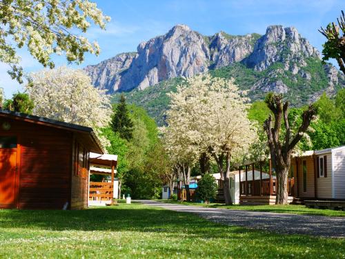 Camping pays de Beille in Les Cabannes