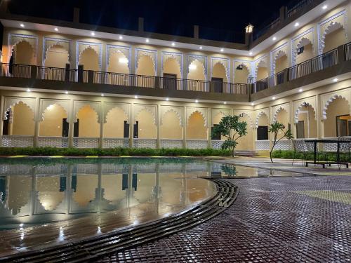 Esterno, L S Haveli - A Heritage Lake View Haveli in Pushkar