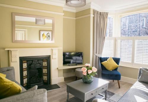 Four-Bedroom House room in Valley Road Fabulous 4 bedroom house