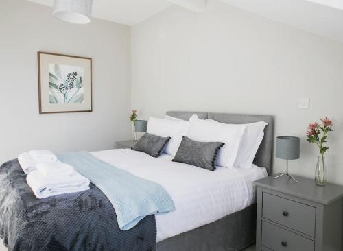 Four-Bedroom House image 4