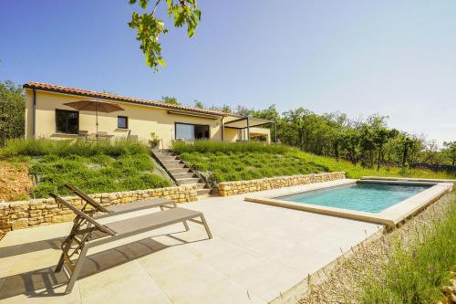 Gite de Chantecoucou - Piscine privative et vue - Location saisonnière - Saint-Géry-Vers