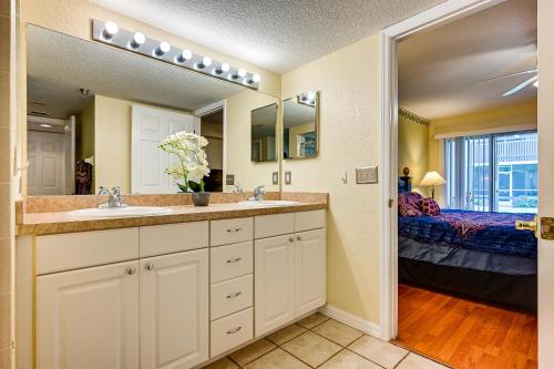 Florida Vacation Rental Condo Near Tampa