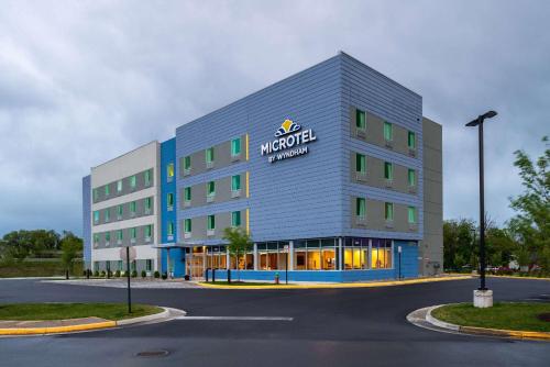 Microtel Inn & Suites by Wyndham Winchester in Winchester, USA