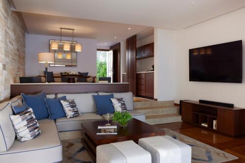 Elounda Peninsula All Suite Hotel Six Senses Spa - image 2