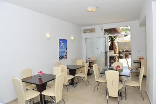 Baras / poilsio zona, Ifigenia Hotel in Skiatoso sala