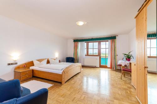 Tonis Tenne in Eschbach