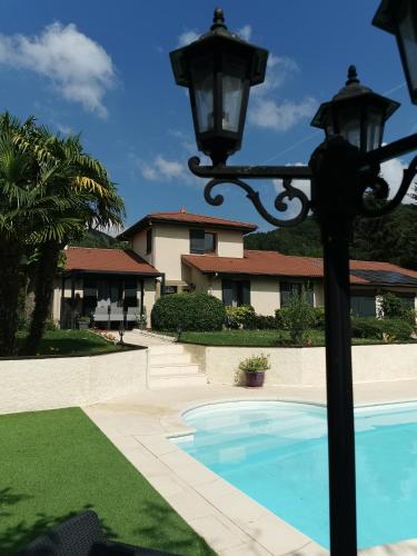 Villa avec jardin et piscine - Accommodation - Cras