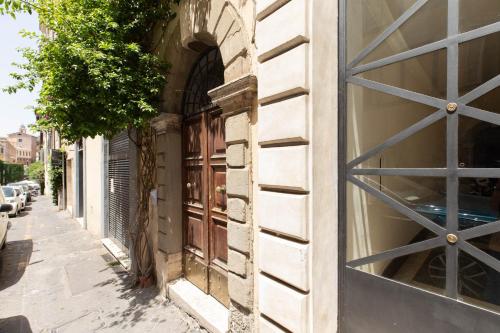 iFlat Elegance and comfort in Monti, Roma (foto 5)