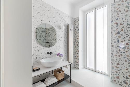 iFlat Elegance and comfort in Monti, Roma (foto 2)