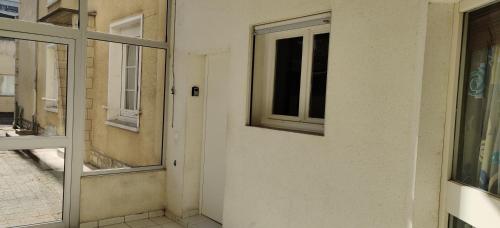 Studio Bis Proche centre ville et Canal à Montargis (Studio Bis Proche centre ville et Canal a Montargis) in 蒙達爾紀