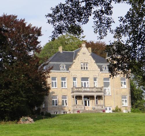 B&B Le Manoir de la Douve - Chambre d'hôtes - Heuvelland