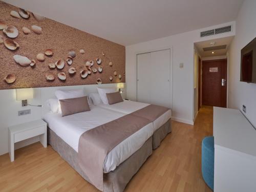 BQ Can Picafort Hotel - image 10
