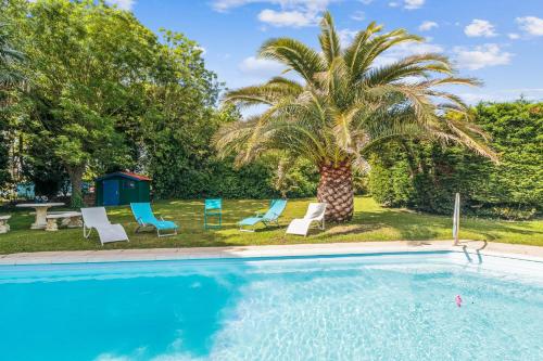 Exceptional villa with pool and garden in Île d'Oléron - Welkeys