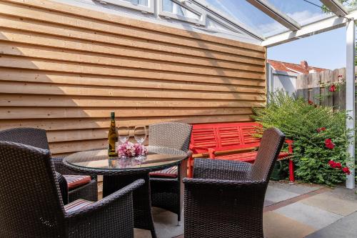 50172 Haus Antje II 372m von Am Harlesiel entfernt